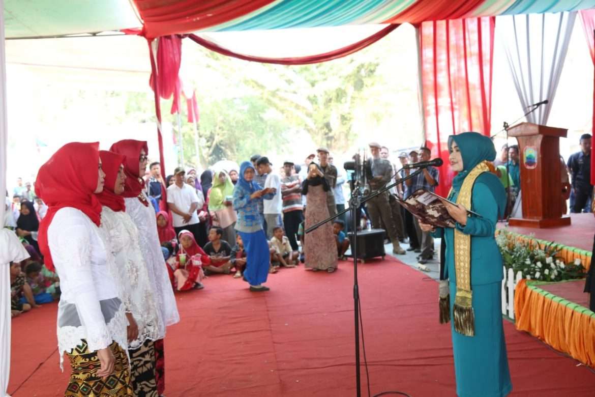 Dihari Terakhir, Winarni Lantik Tiga Ketua TP PKK Desa di Kecamatan Candipuro