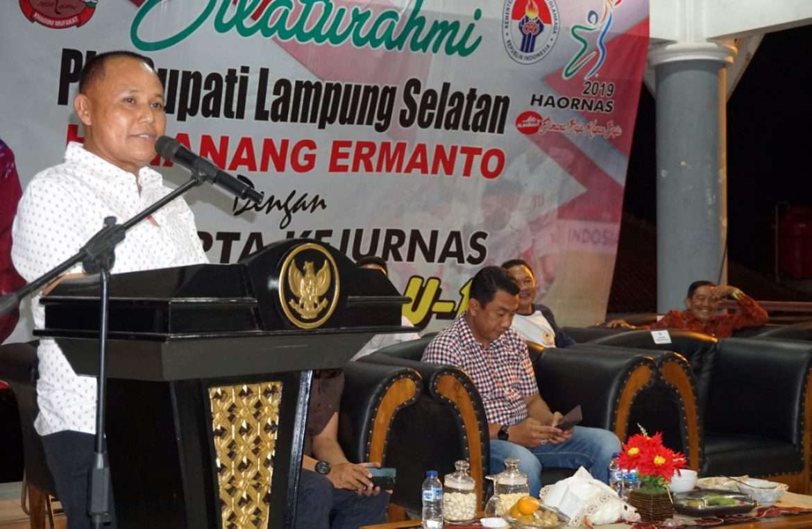 Nanang Ermanto Silaturahmi Dengan Atlet Sepak Bola U-11 dan U-16 Tim Berebut Tiket Ke China
