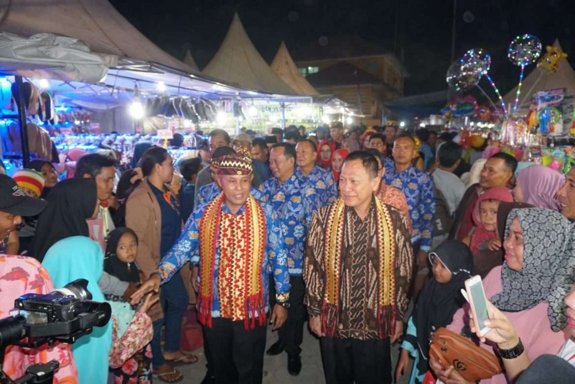 Plt Bupati dan Forkopimda, Kujungi Stand di Lampung Selatan Fair 2019
