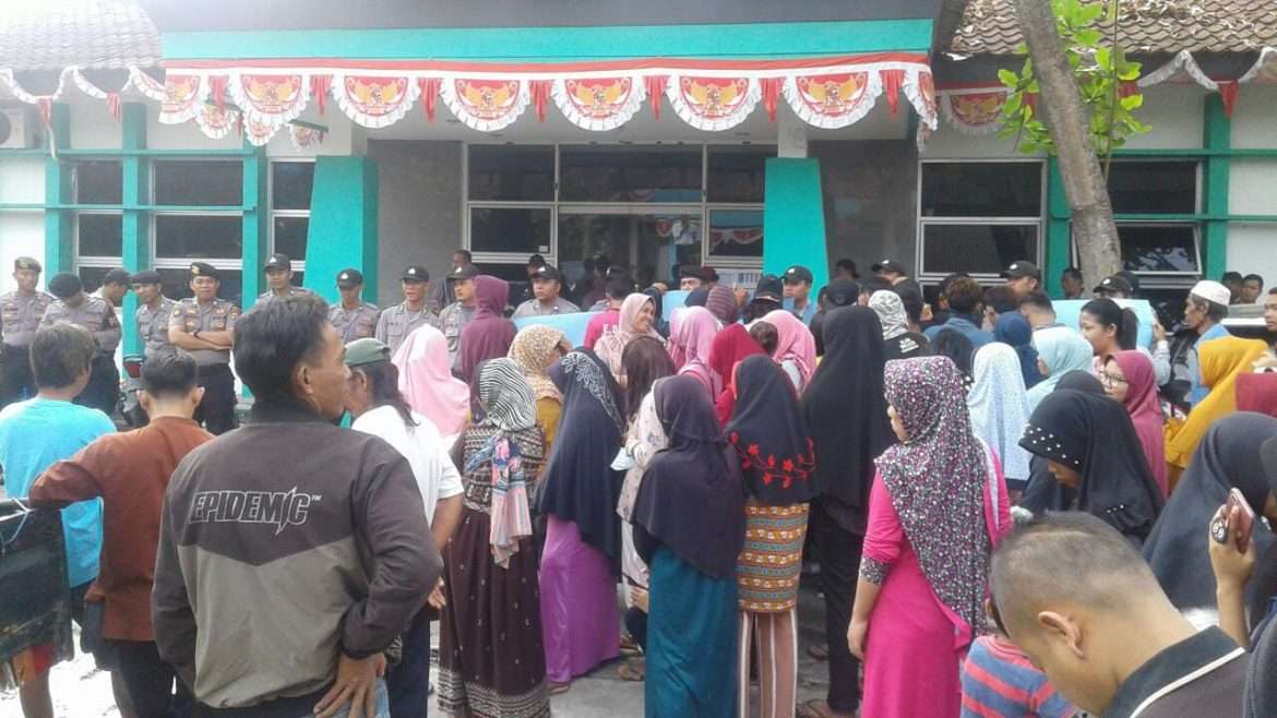 Karena Buruknya Pelayanan, PDAM Tirta Multatuli Didemo Pelanggannya