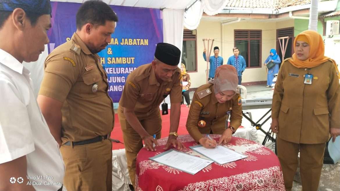 Lepas Sambut Lurah Muara Ciujung Barat Berlangsung Tertib