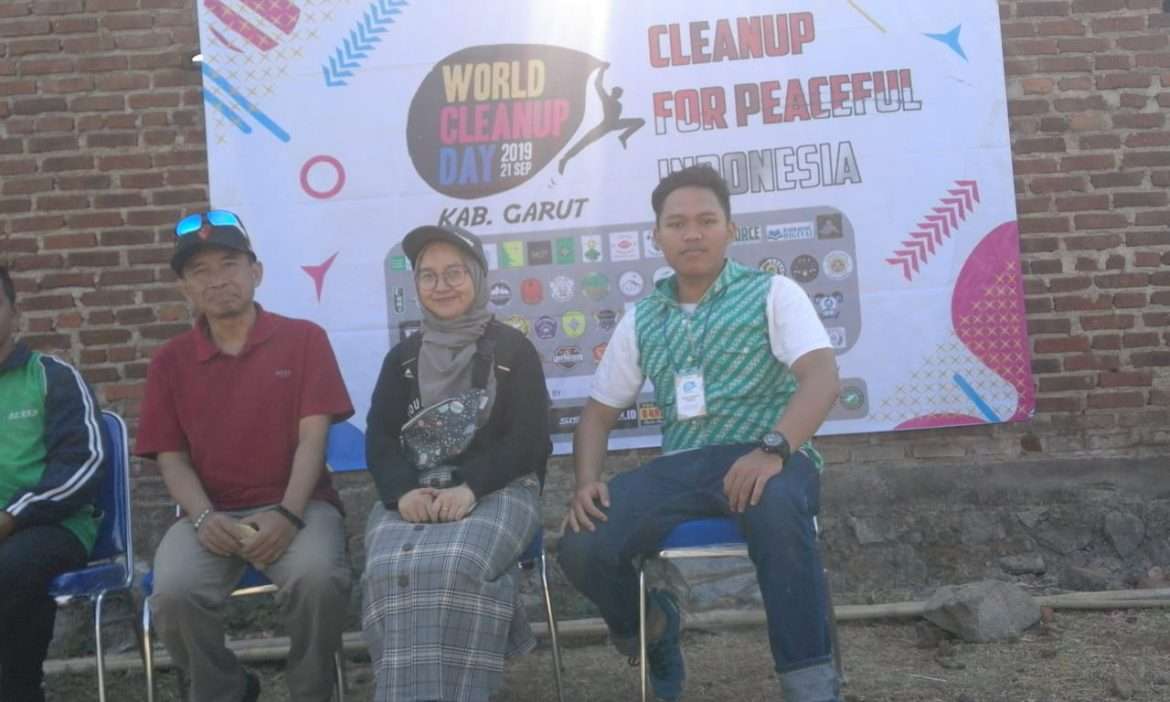 World Cleanup Day Kabupaten Garut Dilaksanakan di Muara Sanding