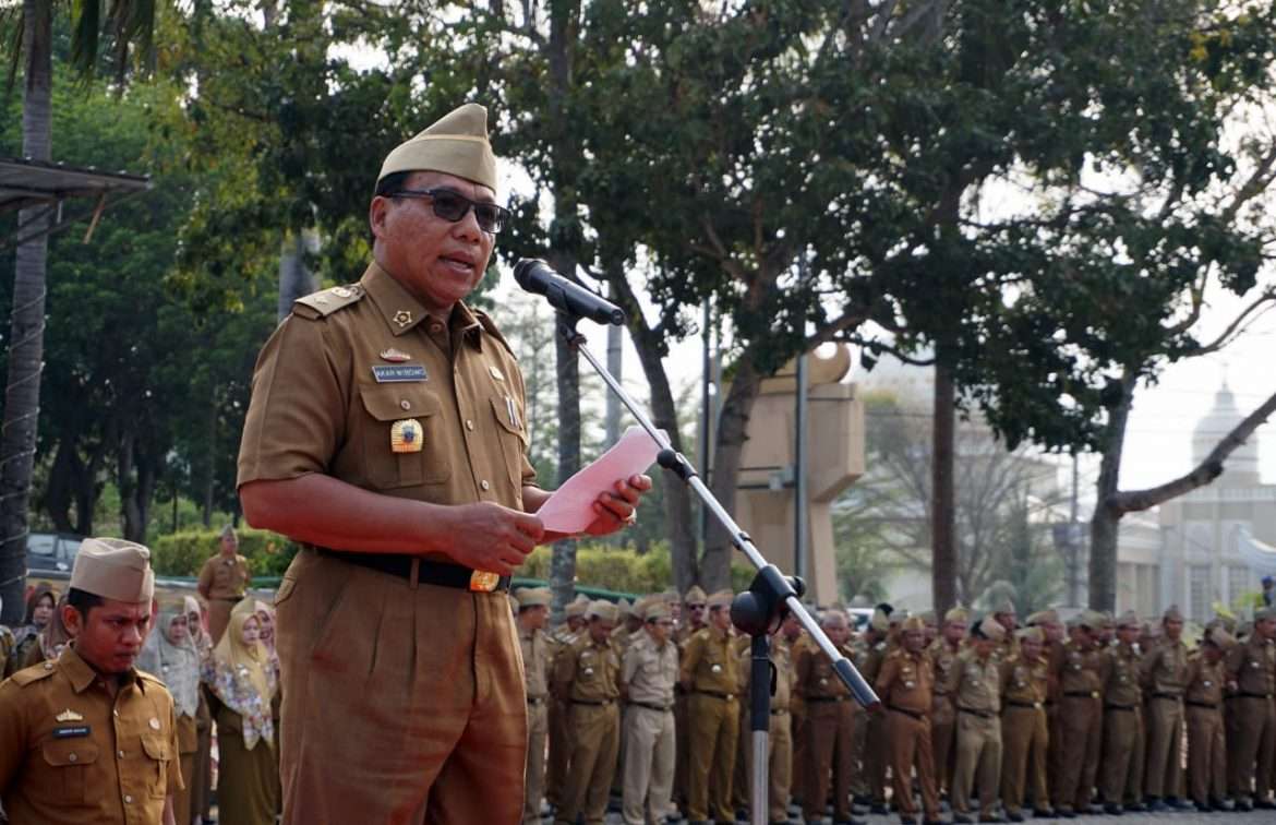 Staf Ahli Bupati Bidang Keuangan, Pimpin Upacara Apel Mingguan