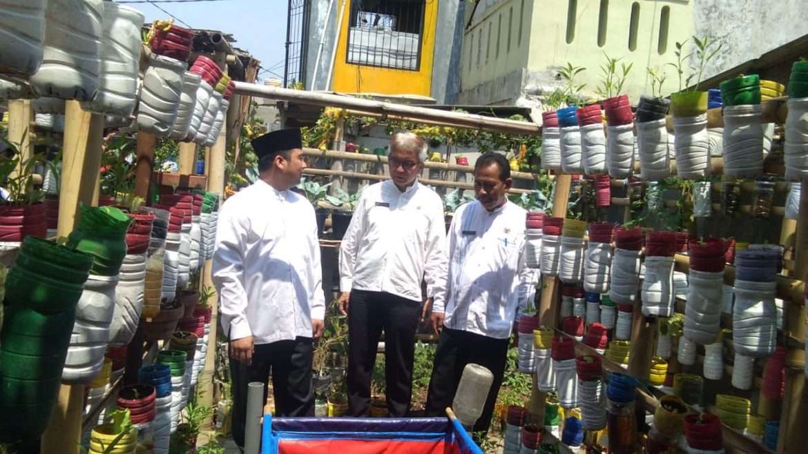 Wali Kota Tangerang Tinjau Kegiatan Persiapan P2WKSS Di Kelurahan Manis Jaya