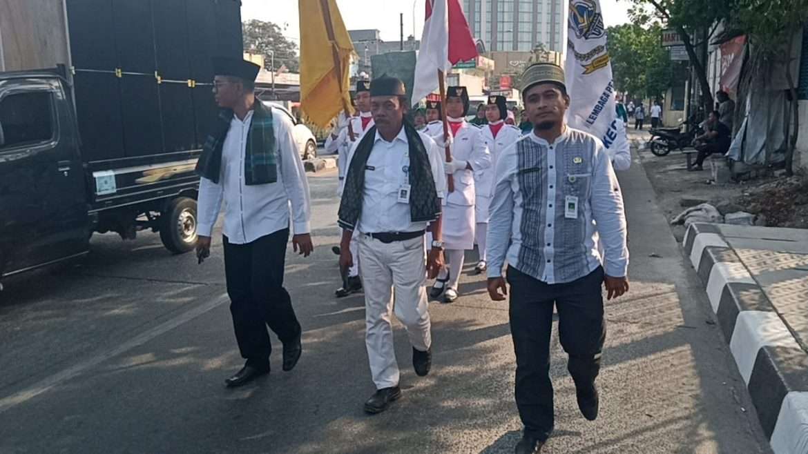 Ratusan Peserta Ramaikan Pawai Ta’aruf MTQ ke 3 Tingkat Kecamatan Jatiuwung 2019