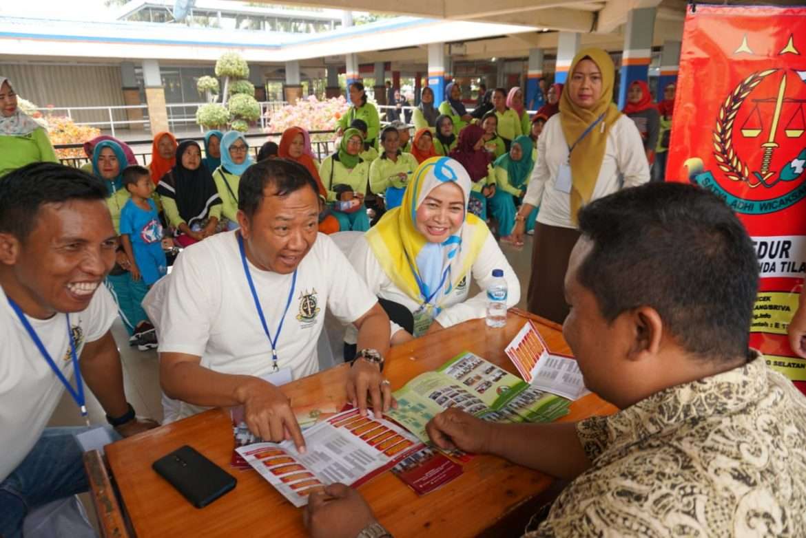 Permudah Pelayanan Hukum Kejari Lamsel Sosialisasi Program On The Seaport di Pelabuhan Bakauheni