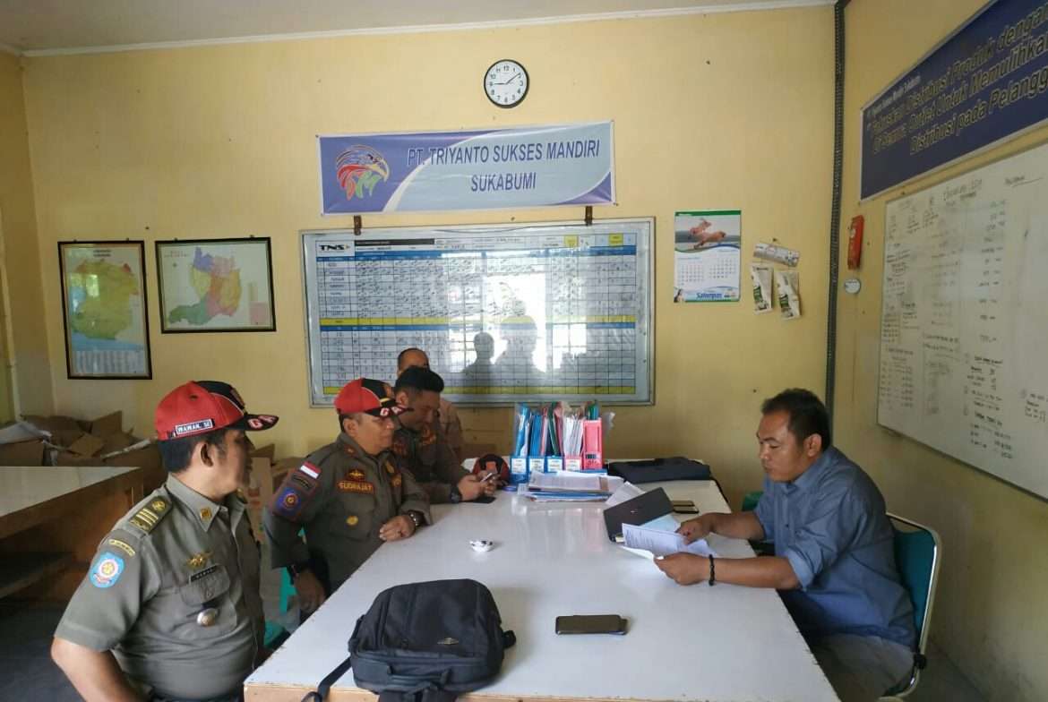 Sat Pol PP Kota Sukabumi Sidak PT. Triyanto Sukses Mandiri Sukabumi