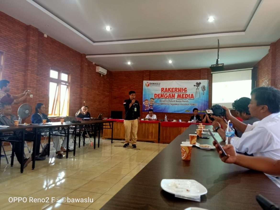 Bawaslu Blora Adakan Rakernis Bersama Media