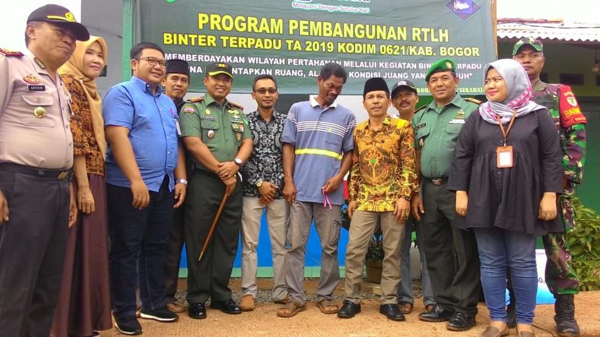 Dandim 0621/Kabupaten Bogor Resmikan Program Rutilahu Warga Cilebut Barat