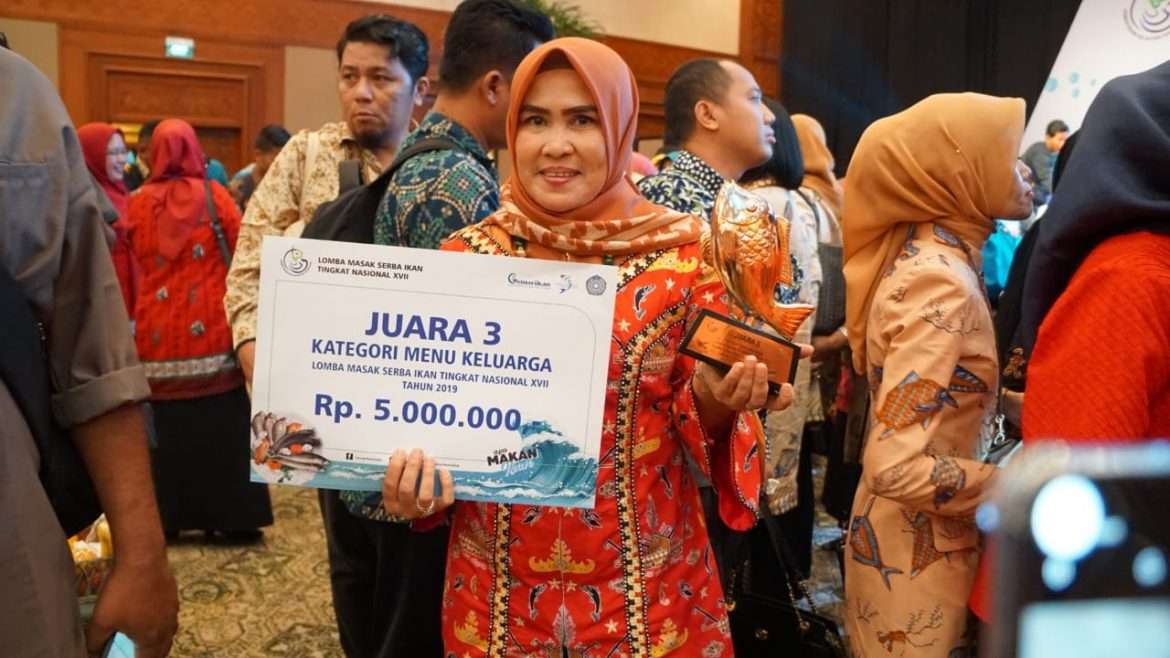 Hari Ikan Nasional Ke-6, TP PKK Kabupaten Lampung Selatan Sabet Juara 3 Tingkat Nasional