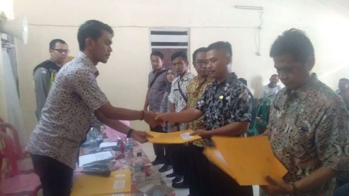 Kepala Desa Antajaya Pimpin  Rapat Minggon Perdana