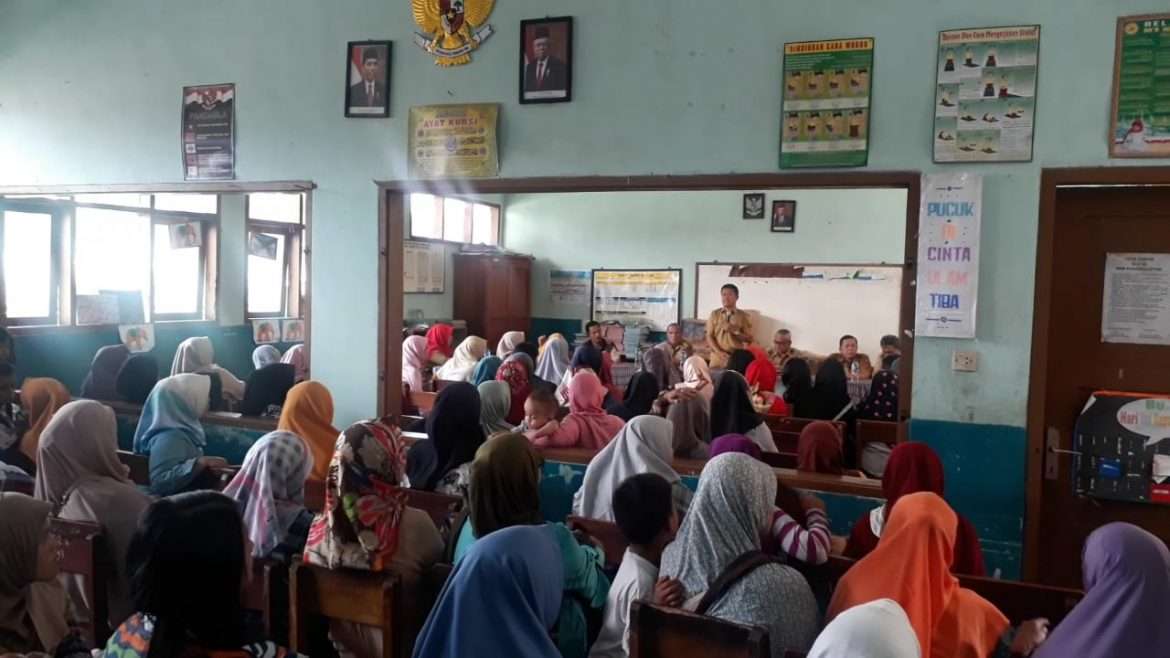 Disdik Gelar Rapat Dengan Wali Murid Persiapkan Pemindahan KBM
