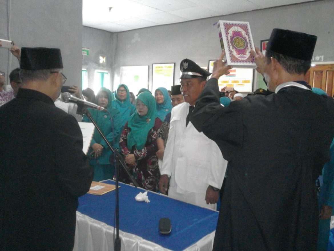 Dua Kades di Jampang Kulon Resmi di Lantik Oleh Camat