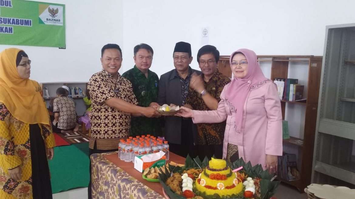 Pemerintah Kelurahan Cikundul Resmikan Perpustakaan Sambil Milad