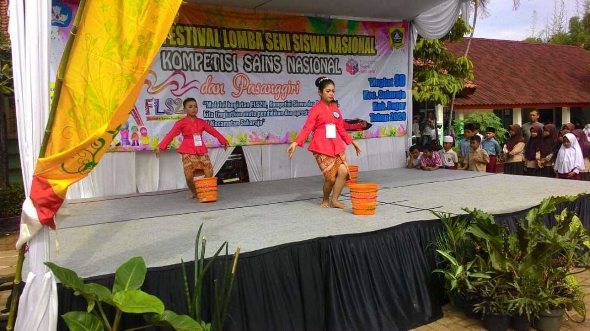 Jaring Siswa Berprestasi Melalui FLS2N, Kompetisi Sains Nasional Dan Pasanggiri Tingkat Kecamatan Sukaraja  Tahun 2020