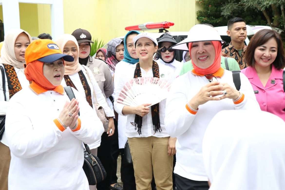 Ibu-Ibu Kabinet Kerja Kembali Datangi Kampung Sejahtera Desa Kohod
