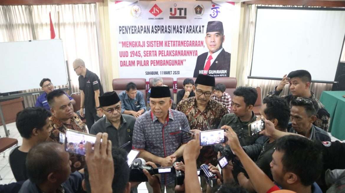 Anggota MPR RI Dan Para Jurnalis Sukabumi Bahas Terkait GBHN