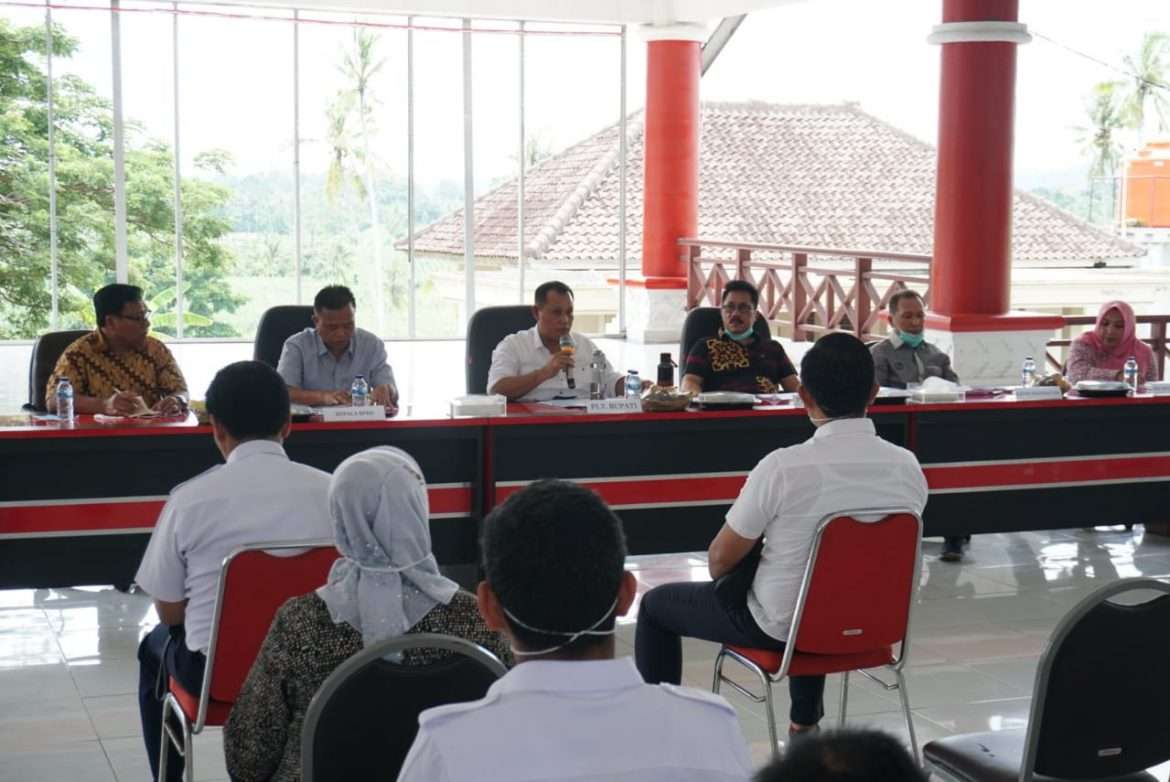 Pimpin Rakor Tim Gugus Tugas Percepatan Penanganan Covid-19, Nanang Minta Peran Serta Pelaku Usaha