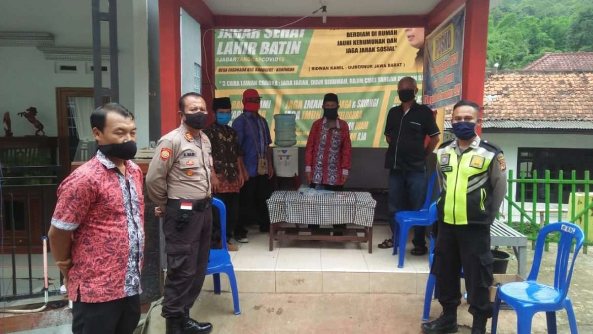 Polsek Kadugede Patroli Pantau Situasi Kamtibmas Serta Pos Desa Siaga Covid-19