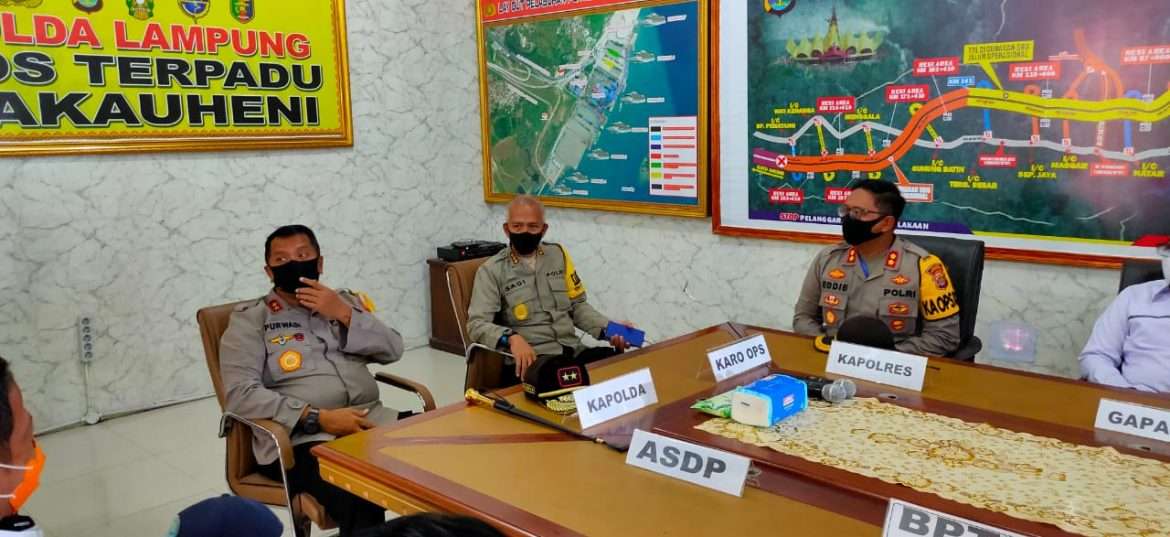 Polda Lampung Lakukan Penyekatan Penumpang di Pelabuhan Bakauheni Lamsel