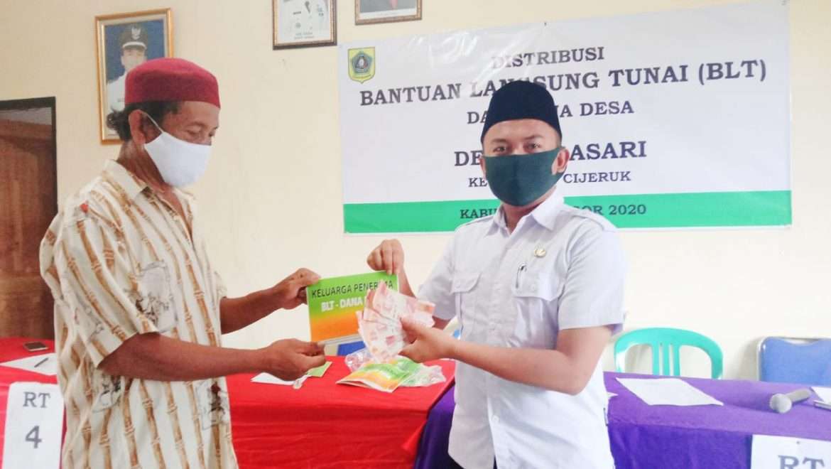 Pemdes Palasari Realisasikan Program BLT Tahap Satu,  Jelang Lebaran Warga Mengaku Terbantu