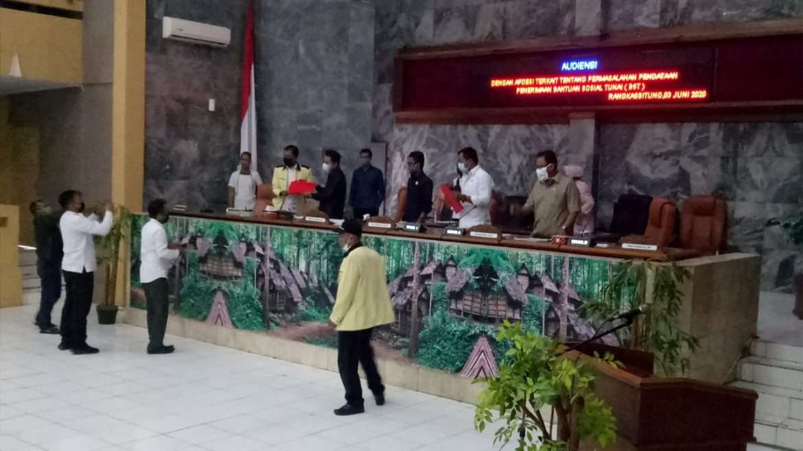Buntut Cuitan Musa Weliansyah, DPRD Lebak di Datangi APDESI Lebak