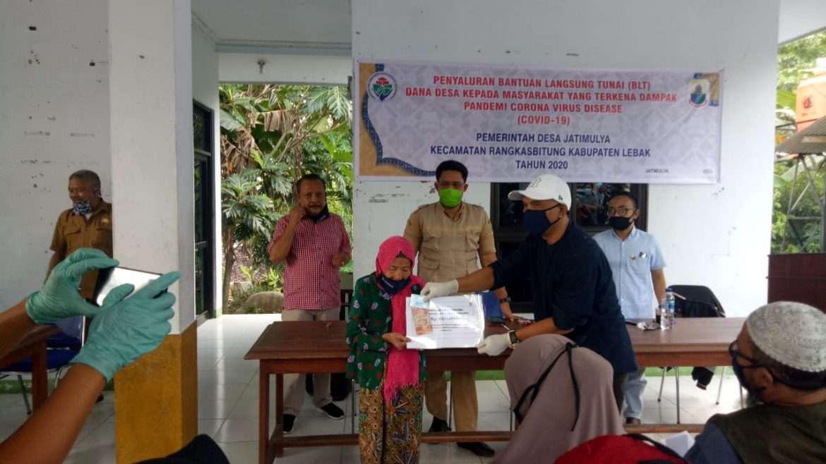 Warga Desa Jatimulya Sumbringah Dapat Bantuan Covid Dana Desa Tahap 1 (Satu) Dan Masker
