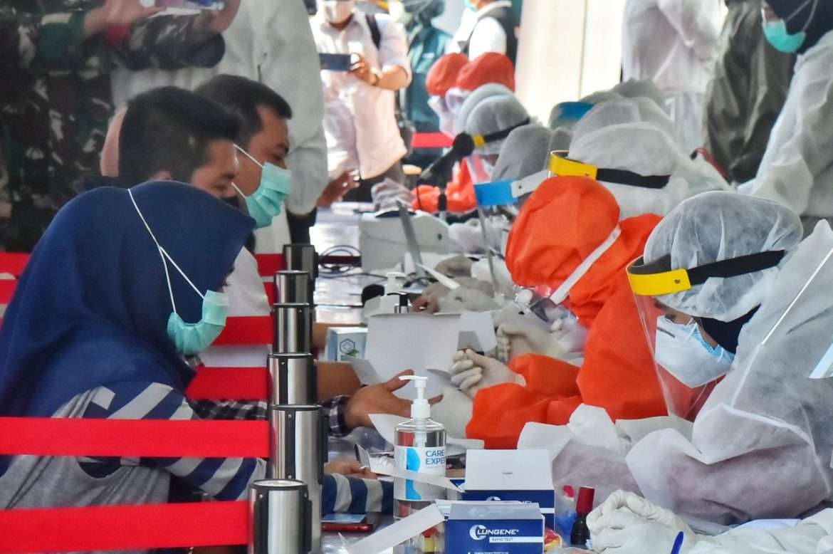 Pemkab Bogor dan BIN Gelar Rapid Test di Pasar Cibinong
