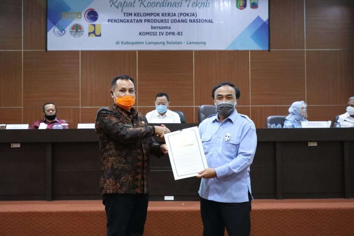 Komitmen Sejahterakan Masyarakat, Bupati Lamsel dan Dirjen KKP Jalin Kerjasama Kembangkan Kawasan Budidaya Udang