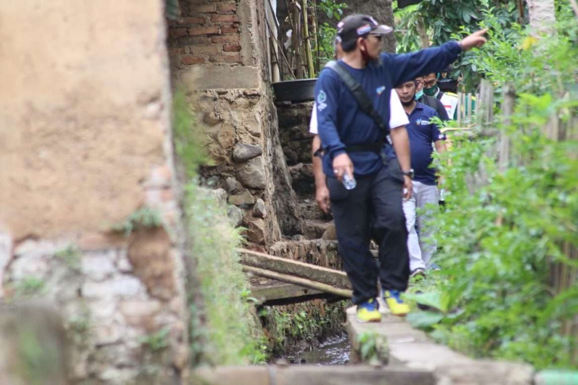 Warga Desa Majasari Lakukan MCK Disepanjang Irigasi, Dinas dan Aktivis Angkat Bicara