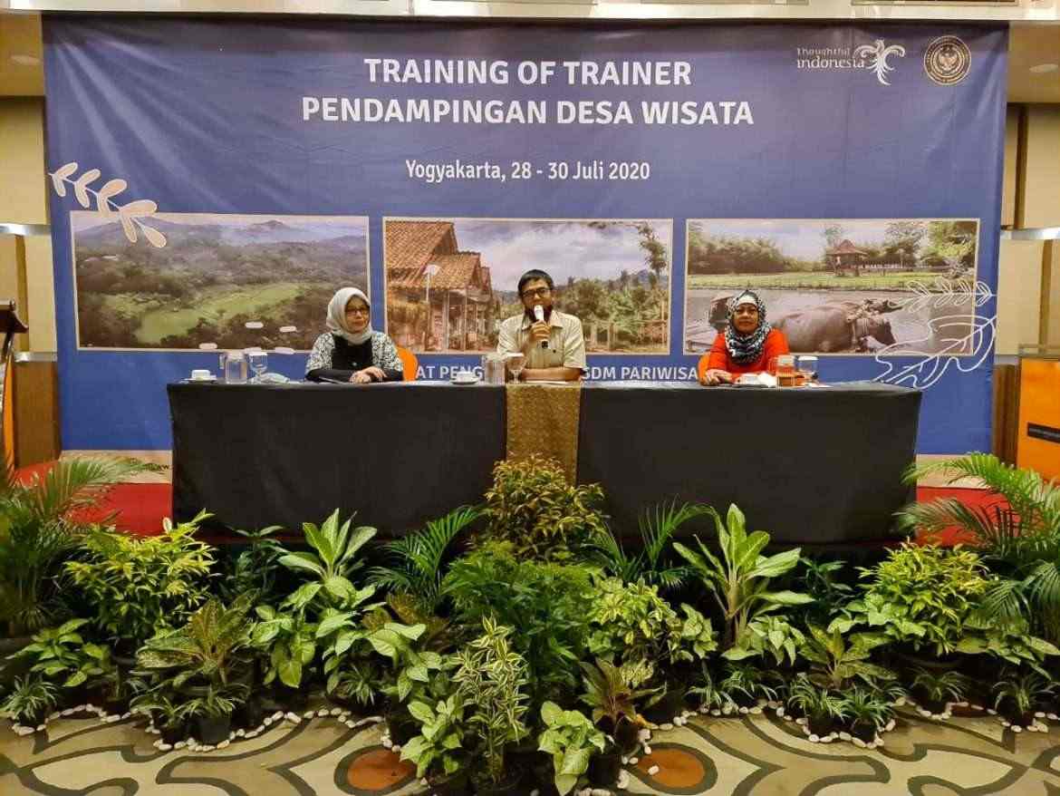 Kemenparekraf Bekali Akademisi Pendamping Desa Wisata DI Yogyakarta, Jawa Tengah dan Jawa Timur