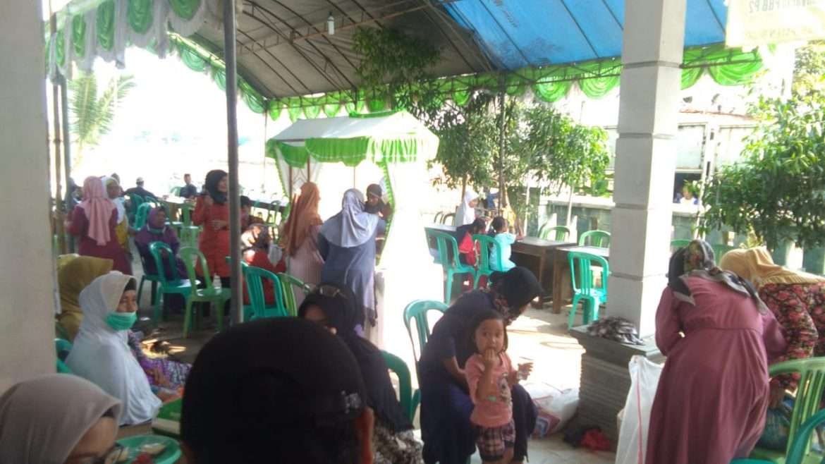Hajat Bumi Bentuk Syukur Petani Desa Kutamekar