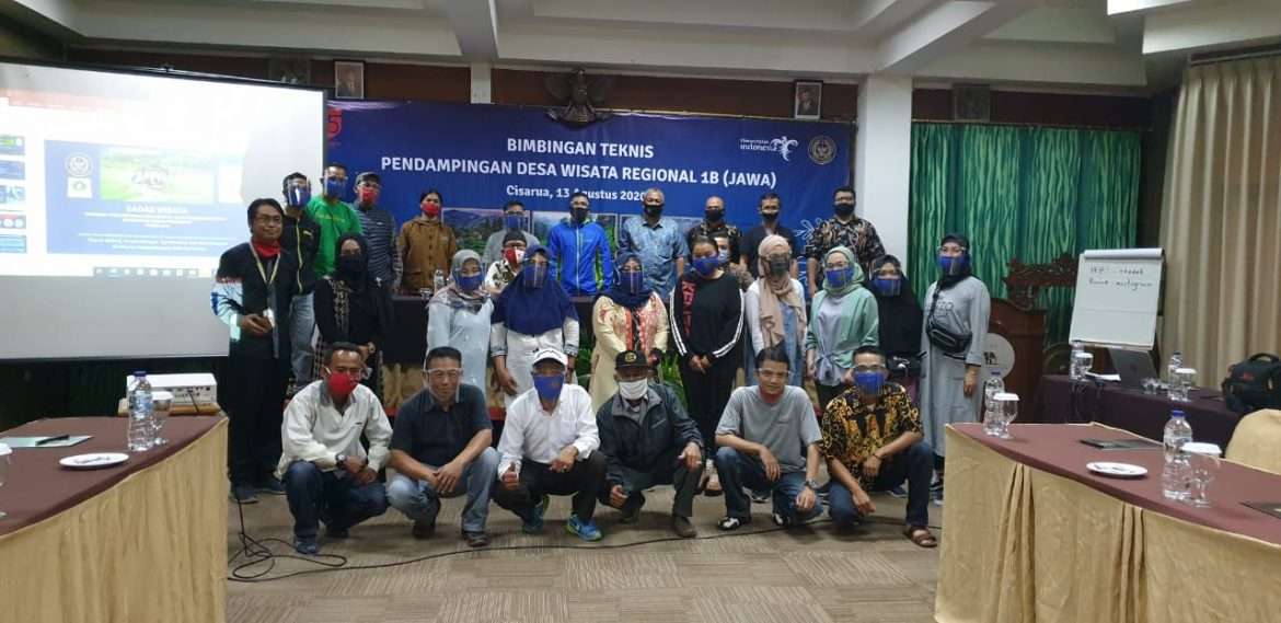 Kemenparkeraf Fasilitasi Universitas Podomoro dan Desa Binaan Selenggarakan Bimtek Pendampingan Desa Wisata