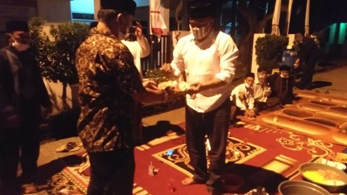Pemdes Sirnarasa Pringati HUT RI ke-75 Dengan Tawasulan