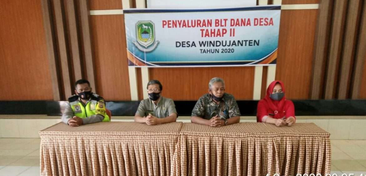 Warga Desa Windujanten Sumringah Terima Bantuan Langsung Tunai Dana Desa Tahap 4