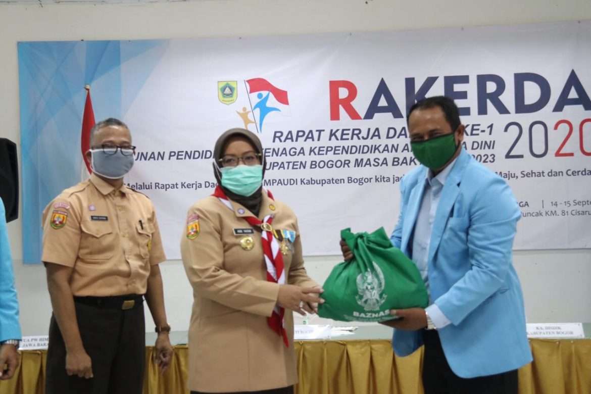 Buka Rakerda Himpaudi, Ade Yasin ingin Para Pengurus Berinovasi Mengembangkan Edukasi yang Kreatif