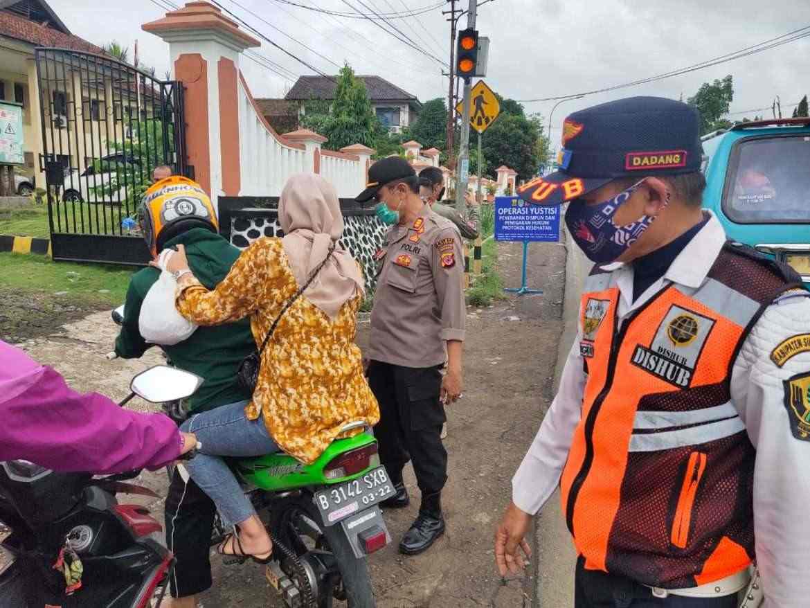 Operasi Yustisi di Cibadak, Para Pelanggar Prokes di Vonis Hakim