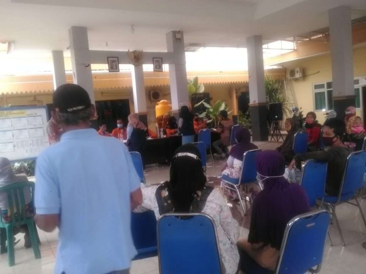 Lagi, Warga Tidak Terima Utuh Dana BST