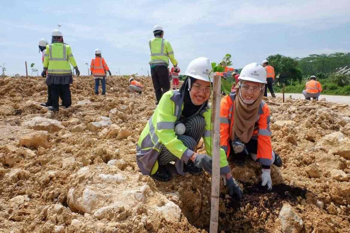 Berhasil manfaatkan sampah Organic Non Organik sebagai bahan bakar,Solusi Bangun Indonesia raih Proper Hijau.