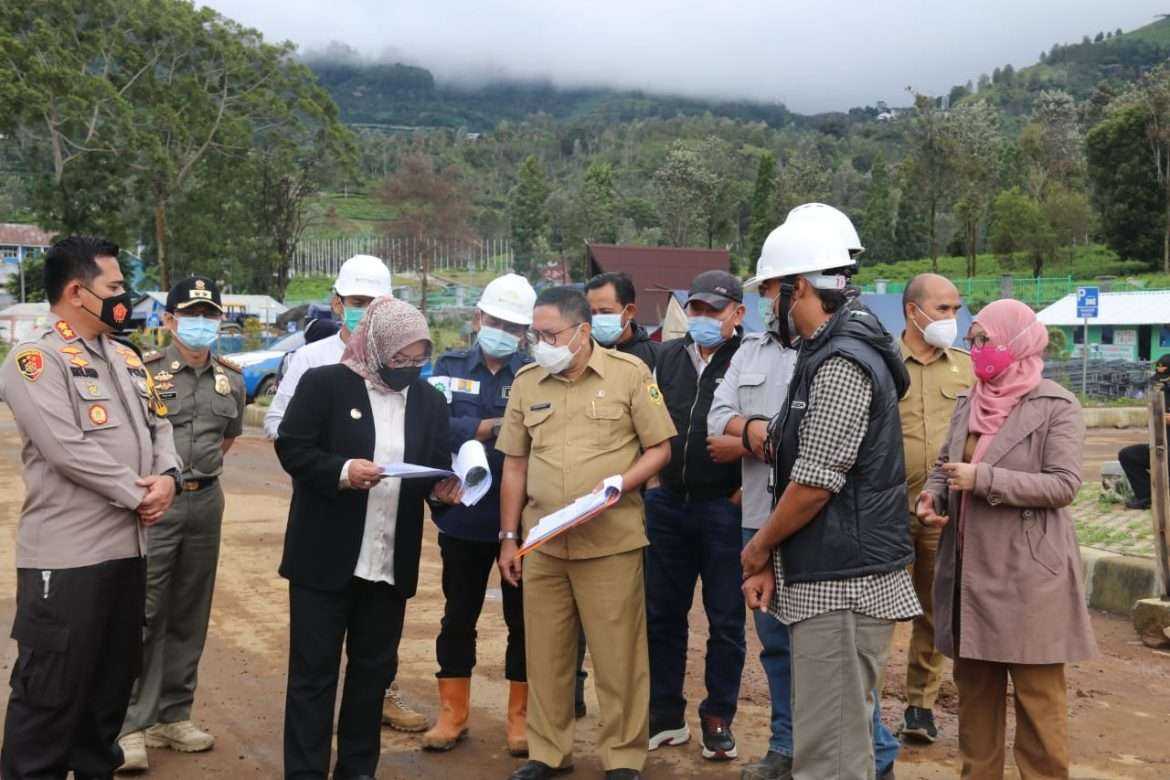 Bupati Bogor Tinjau Pembangunan Rest Area Gunung Mas