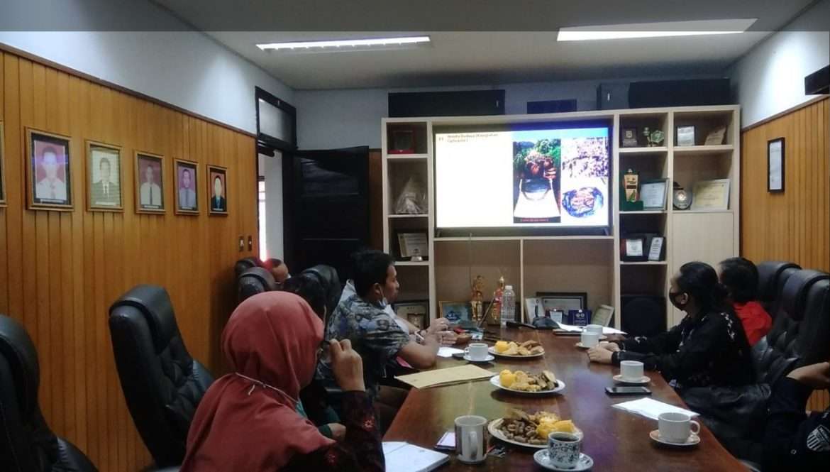 DPC PWRI Kab. Bogor Aundiensi Dengan Pihak TNGHS