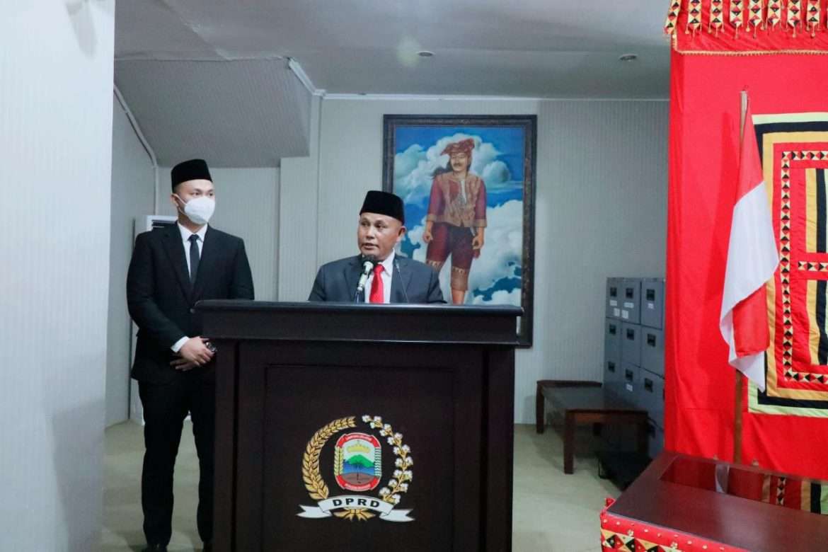 Dihadapan DPRD, Nanang-Pandu Sampaikan Visi Misi Sebagai Bupati dan Wakil Bupati Lampung Selatan