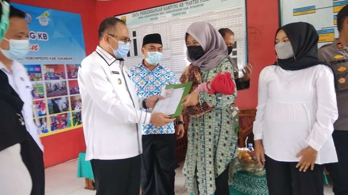Wabub Apresiasi Kampung KB Dan Kampung Pendonor Darah Di Desa Kebon Pedes