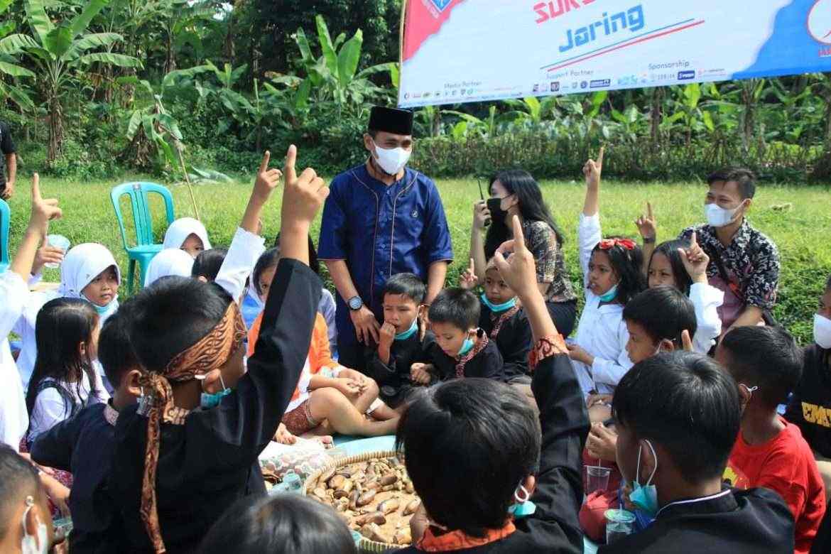 Ngajar Ngabring, Inisiatif Bogor Youth Forum Atasi Rindu Belajar di Sekolah