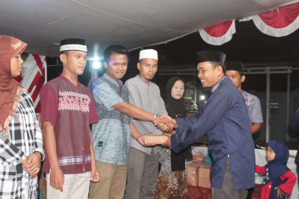 Calon Kades Incumbent Desa Sukaraja Sarbini, Dengan Program Unggulan Pengelolaan Sampah dan Bank Sampah Sehingga Kampung Bersih Dan Sehat